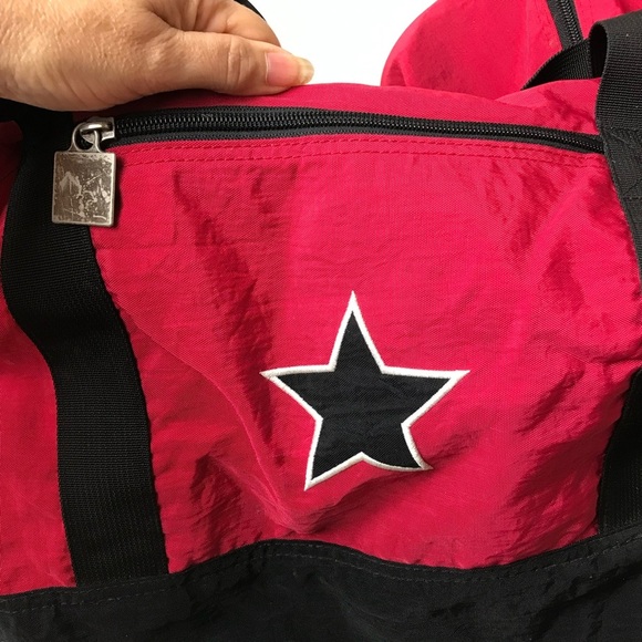 American Girl Place Chicago Duffle Bag Sports Duffel Bag in Red / Black Gym Bag - Picture 2 of 13